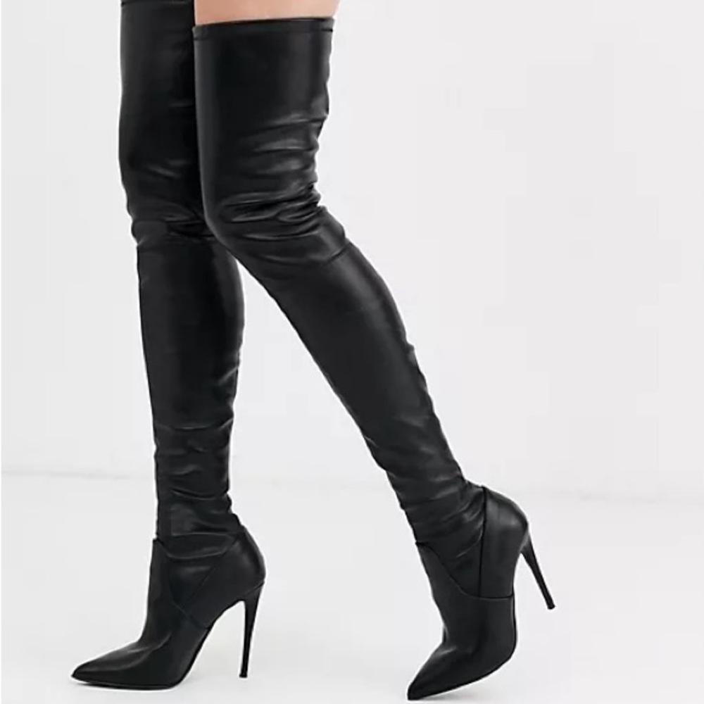 Steve Madden Dominique Thigh High Boots in Black Leather